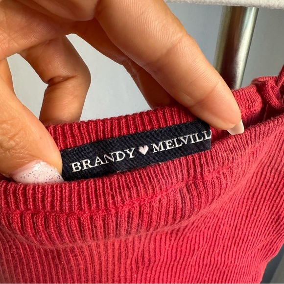 Brandy Melville Rib Knitted Spaghetti Straps Cropped Tank Top in Red - Picture 4 of 6